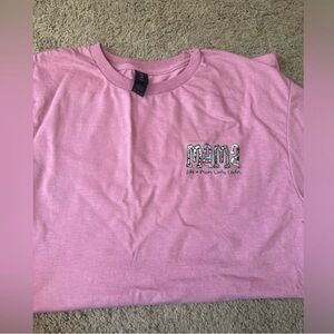 Pink mama Graphic Short Sleeve Tee